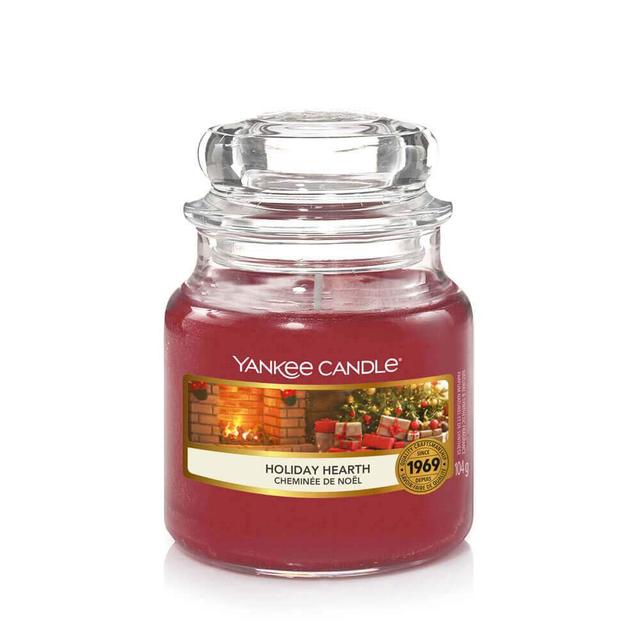 Yankee Candle Holiday Hearth Petite Jarre on Productcaster.