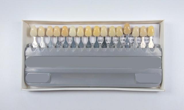 1 Set Dental Teeth Shade Guide Ivoclar Vivadent 9/16/20 Color Porcelain Material A1-D4 on Productcaster.