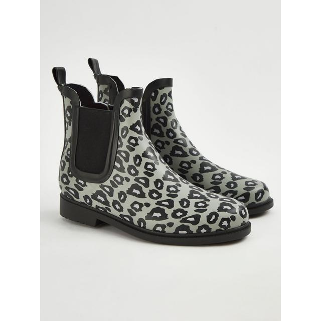 Women's Light Grey Animal Print Ankle Wellington Boots - Multi - Textile on Productcaster.