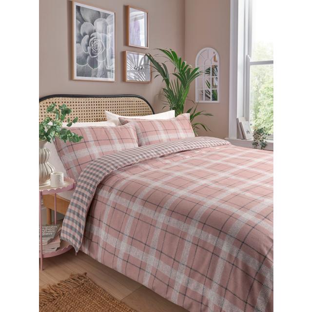 Pink Checked Brushed Cotton Duvet Set on Productcaster.