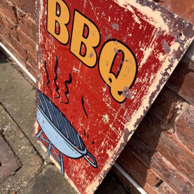 Kaste BBQ Barbeque Metal Wall Sign East Urban Home Size: 30cm H x 15cm W on Productcaster.