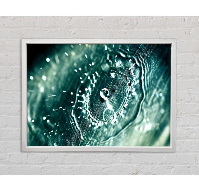 Gerahmtes Leinwandbild Water Splash Drop Framed Print Ebern Designs Größe: 84,1 cm H x 118,9 cm B x 3,3 cm T, Format: Weiß gerahmte Leinwand on Productcaster.