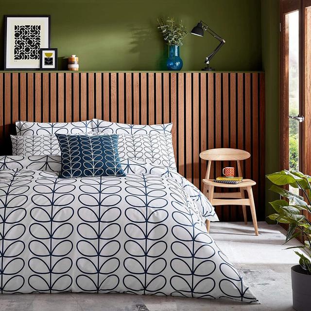 Orla Kiely Linear Stem Duvet Cover Orla Kiely Size: Double Duvet Cover, Colour: Whale Blue on Productcaster.