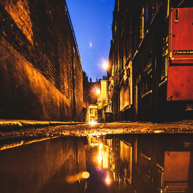 Dark alleys in london 525298181 17 Stories Size: 76cm H x 76cm W on Productcaster.