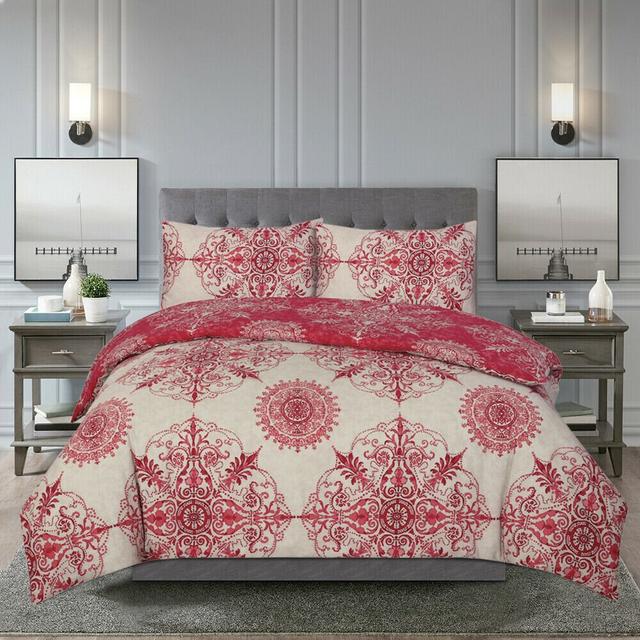 Theodosia Hypoallergenic 180 TC Modern & Contemporary Duvet Cover Set East Urban Home Colour: Red, Size: Kingsize - 2 Standard Pillowcases on Productcaster.