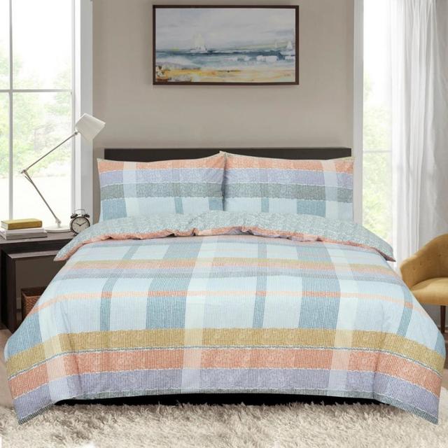 Silcox Duvet Cover Set August Grove Size: Double - 2 Standard Pillowcases on Productcaster.