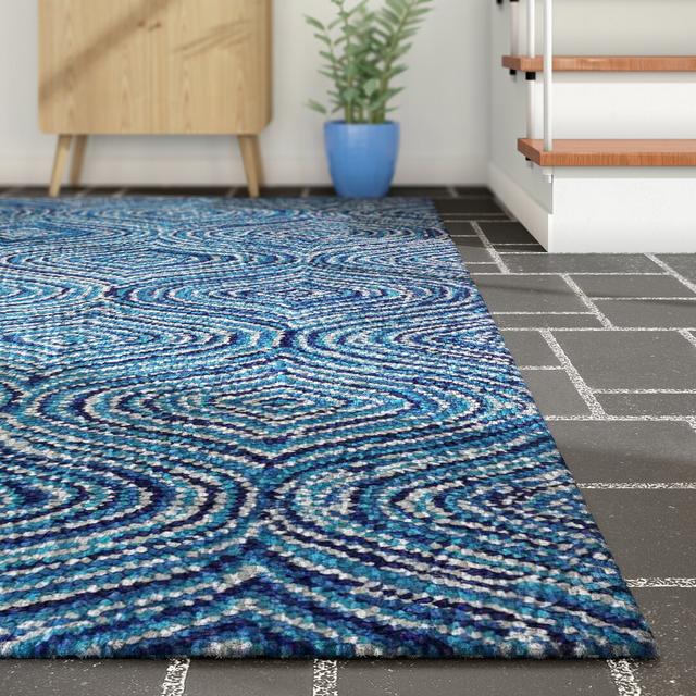 Handgefertigter Teppich Edmond aus Baumwolle in Blau ScanMod Design Teppichgröße: Rechteckig 244 cm x 305 cm on Productcaster.