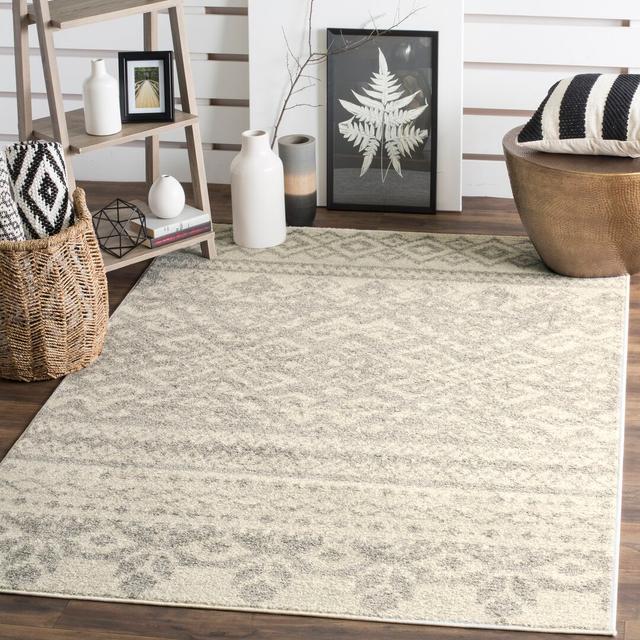 Pulbrough Southwestern Hand Woven Ivory/Silver Area Rug Bloomsbury Market Rug Size: Rectangle 120 x 180cm on Productcaster.