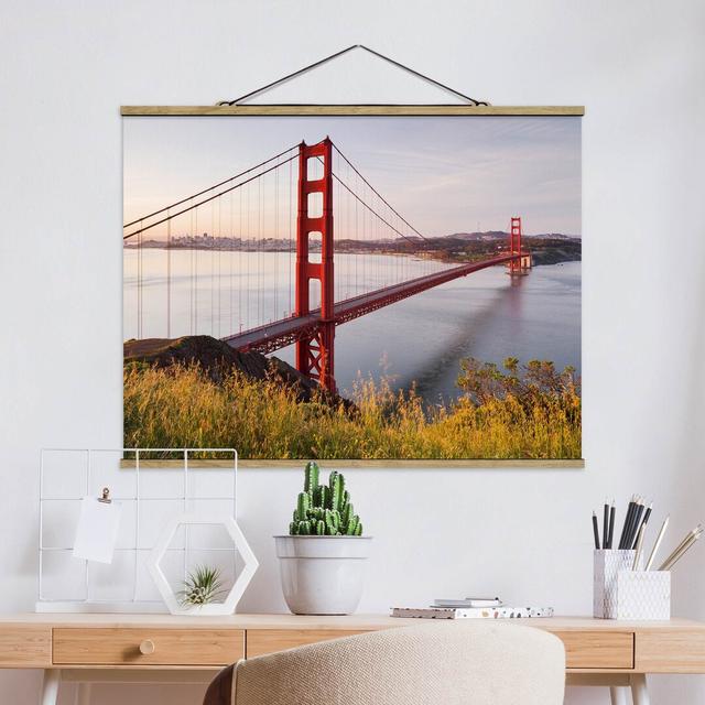 Fotodruck Golden Gate Bridge in San Francisco East Urban Home Größe: 75cm H x 100cm B x 0,3cm T on Productcaster.