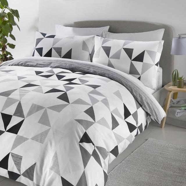 Beurket Duvet Cover Set Fusion Size: King Duvet Cover + 2 Standard Pillowcases, Colour: Grey on Productcaster.