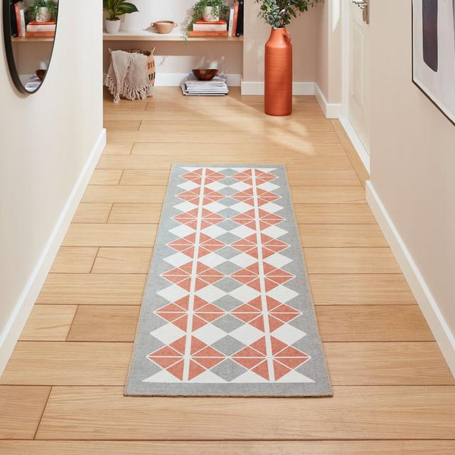 Teppich Victoria in Orange/Grau Think Rugs Teppichgröße: Läufer 61 cm x 119 cm on Productcaster.