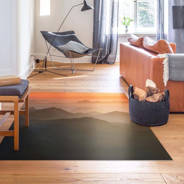 Square Garlanda No Pattern Machine Woven Area Rug East Urban Home Rug Size: Square 140cm on Productcaster.