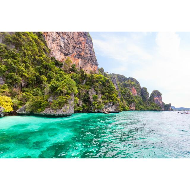 Monkey Bay In Phi Phi Island_1065692398 House of Hampton Size: 20cm H x 30cm W x 3.8cm D on Productcaster.