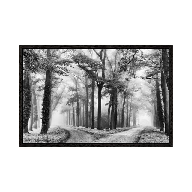 Turning Left Wasn't Right von Lars Van De Goor - Gallery-Wrapped Canvas Giclée on Canvas Union Rustic Format: Schattenfugenrahmen in Schwarz, Größe: 4 on Productcaster.