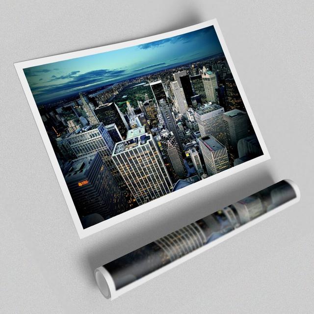 'Manhattan New York City United States' - Graphic Art Print on Paper East Urban Home Size: 100cm H x 141.4cm W on Productcaster.