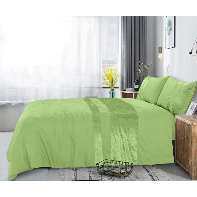 Aptos Polyester Solid Colour Duvet Cover Set with Pillowcases Fairmont Park Colour: Sage, Size: Super King Duvet Cover + 2 Standard Pillowcases on Productcaster.