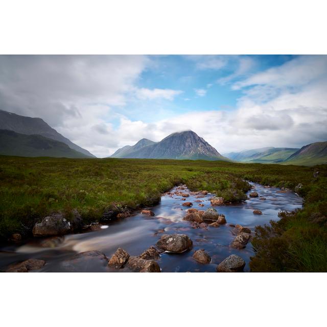 Buachaille Etive Mor Scenic by Simonbradfield - Print Alpen Home Size: 51cm H x 76cm W on Productcaster.