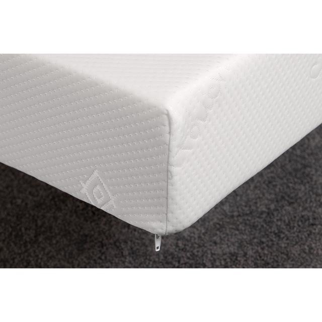 Elea Coolmax Foam Mattress White Noise Size: Small Single (2'6) on Productcaster.