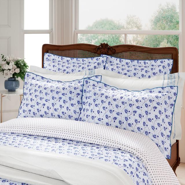 Swanwick 200TC BCI Cotton Percale Reversible Duvet Cover V&A Size: Kingsize on Productcaster.