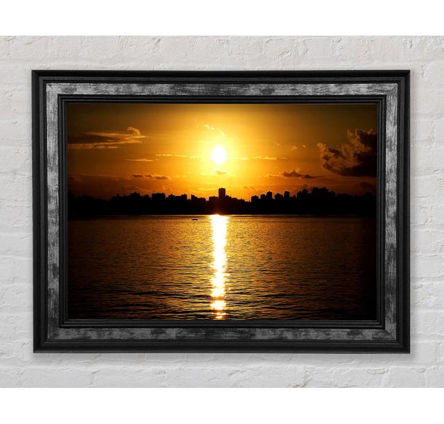 Sunset City Skyline Silhouette - Einzelner Bilderrahmen Kunstdrucke Bright Star Größe: 42 cm H x 59,7 cm B x 8 cm T on Productcaster.