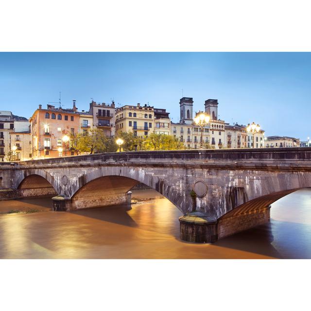 Gatti Pont De Pedra - Wrapped Canvas Photograph 17 Stories Size: 30cm H x 46cm W x 3.8cm D on Productcaster.