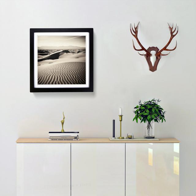 Desert No.1 - Single Picture Frame Print on Wood Natur Pur Format: Black on Productcaster.