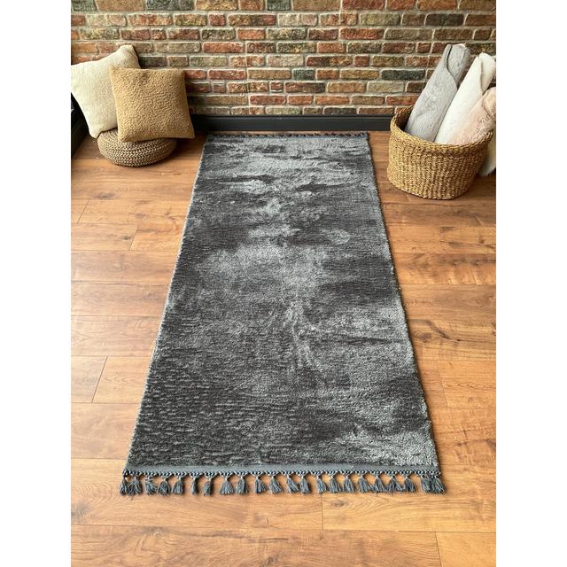 Wilton Machine Woven / Power Loomed Grey Area Rug Fairmont Park Rug Size: Rectangle 200 x 290cm on Productcaster.