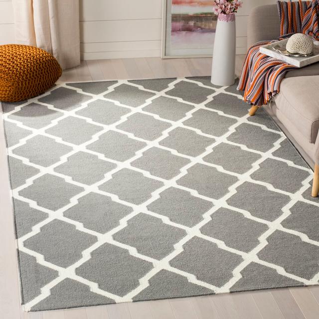 Seraphin Handwoven Grey/Ivory Rug Canora Grey Rug Size: Rectangle 182 x 274cm on Productcaster.