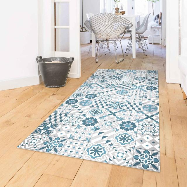 Greycen Geometric Machine Woven Area Rug East Urban Home Rug Size: Rectangular 90 x 180cm on Productcaster.