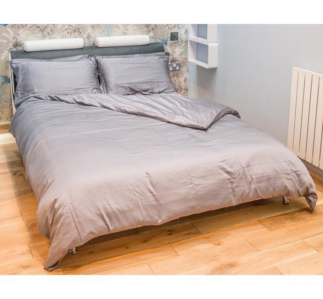 Jonah 1000 Thread Count Flat Sheet Ebern Designs Size: Super Kingsize, Colour: Cool Grey on Productcaster.