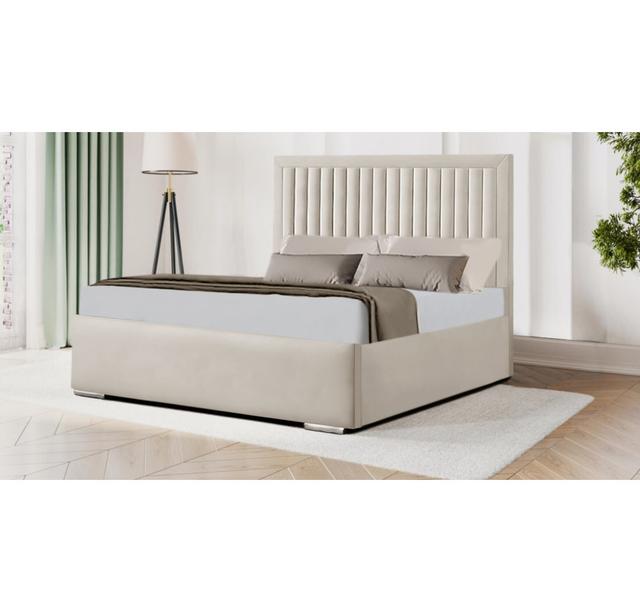 Anarae Bed Latitude Run Size: Kingsize (5'), Colour: Cream on Productcaster.