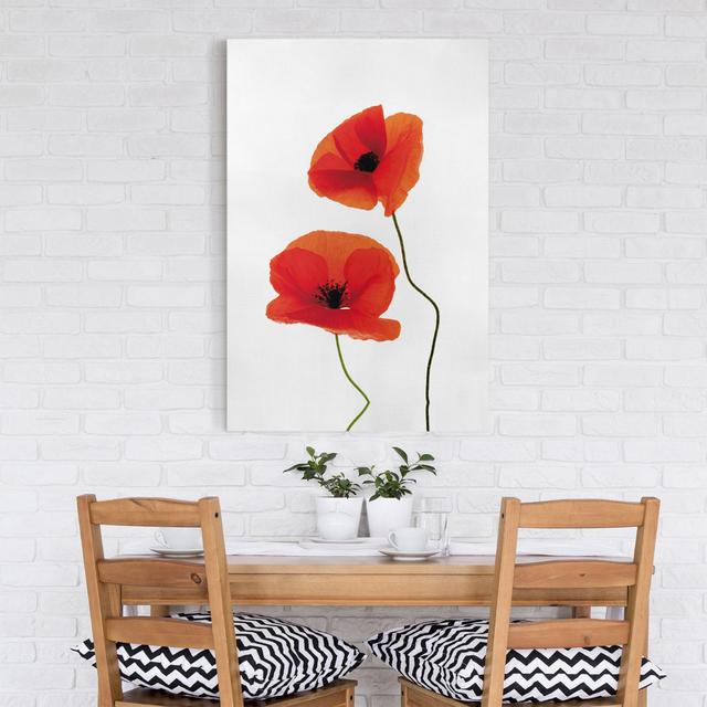 Leinwandbild Charming Poppies East Urban Home Größe: 90 cm H x 60 cm B x 2 cm T on Productcaster.