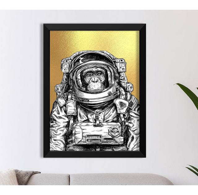 Space Chimp Goldfolie Gerahmter Druck Happy Larry on Productcaster.