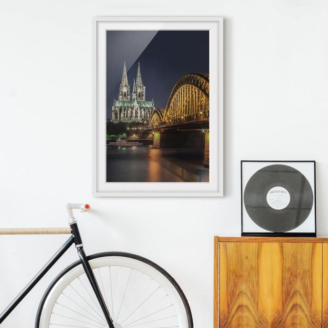 Gerahmter Fotodruck Kölner Dom East Urban Home Größe: 40 cm H x 30 cm B, Rahmenoptionen: Mattes Weiß on Productcaster.