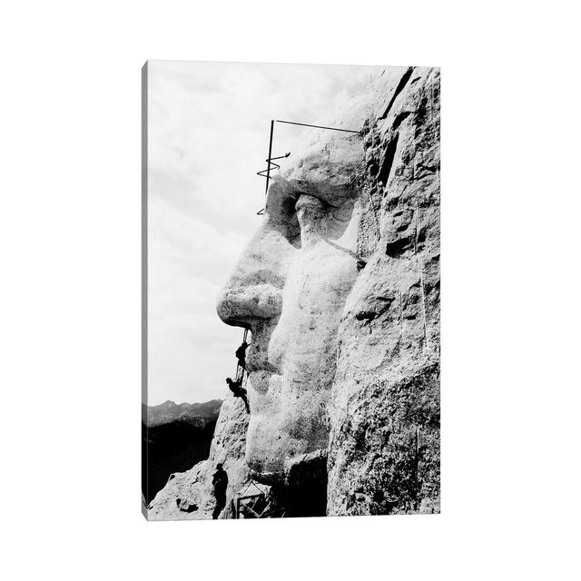 Construction Of George Washington's Face On Mount Rushmore, 1932 - Wrapped Canvas Print Latitude Run Size: 45.72cm H x 30.48cm W x 1.905cm D on Productcaster.