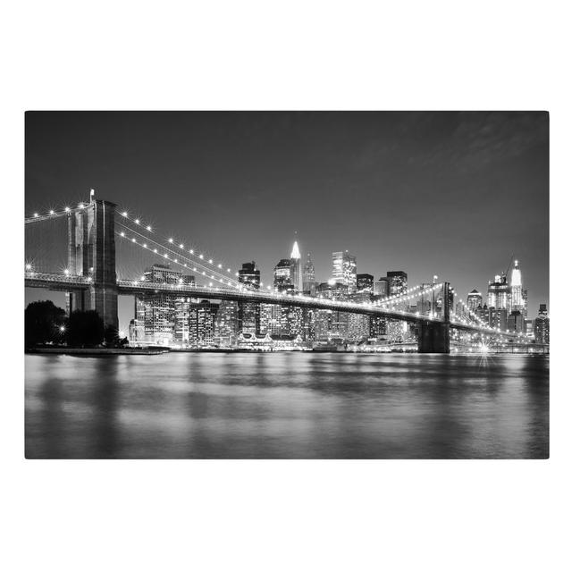 Leinwandbild Nächtliche Manhattan Bridge II Ebern Designs Größe: 60 cm H x 90cm B, Format: 330g/m³ Recycle Canvas on Productcaster.