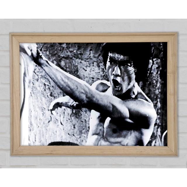 Bruce Lee Fist Of Power - Druck 17 Stories Größe: 42 cm H x 59,7 cm B x 1,5 cm T on Productcaster.