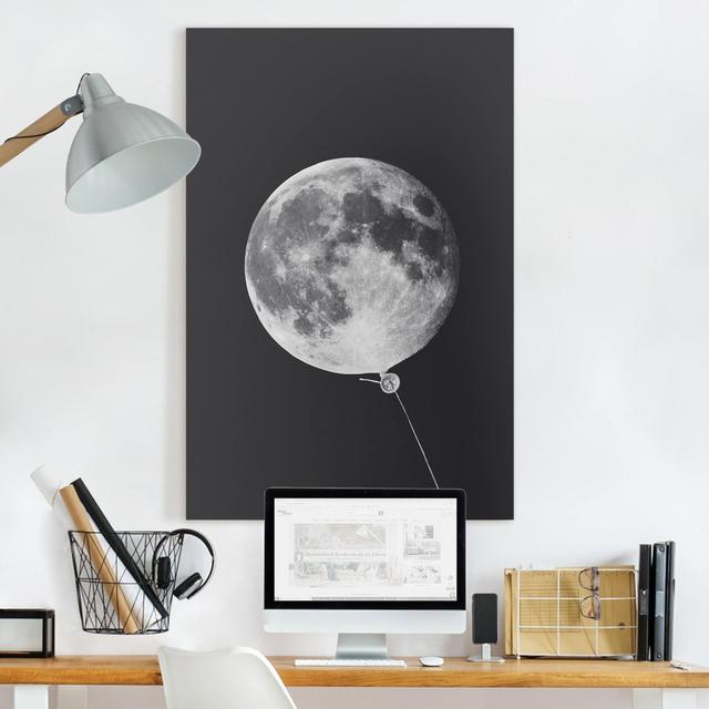 Luftballon Mit Mond by Kein Künstler - Wrapped Canvas Print Bilderwelten Size: 180cm H x 120cm B on Productcaster.