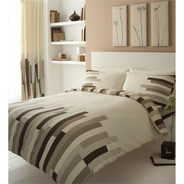 Duvet Cover Set 17 Stories Colour: Cream / Brown, Size: Super King - 2 Standard Pillowcases on Productcaster.