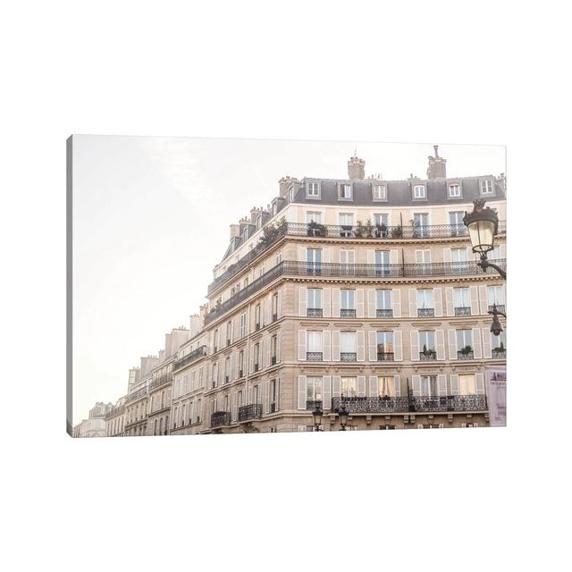 Paris Building by Ruby And B - Wrapped Canvas Gallery-Wrapped Canvas Giclée Ebern Designs Size: 45.72cm H x 66.04cm W x 1.91cm D, Format: Wrapped Canv on Productcaster.