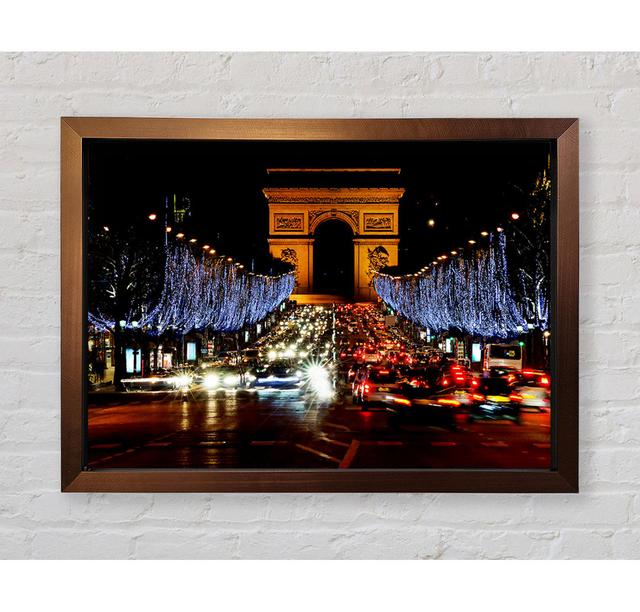 Paris Arc De Triomphe Night Lights - Einzelner Bilderrahmen Kunstdrucke Bright Star Größe: 42 cm H x 59,7 cm B x 3,4 cm T on Productcaster.