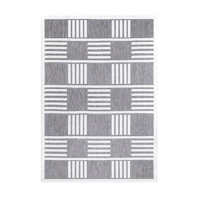 Kynslee Plaid Machine Woven Area Rug 17 Stories Rug Size: Rectangle 200 x 290cm on Productcaster.