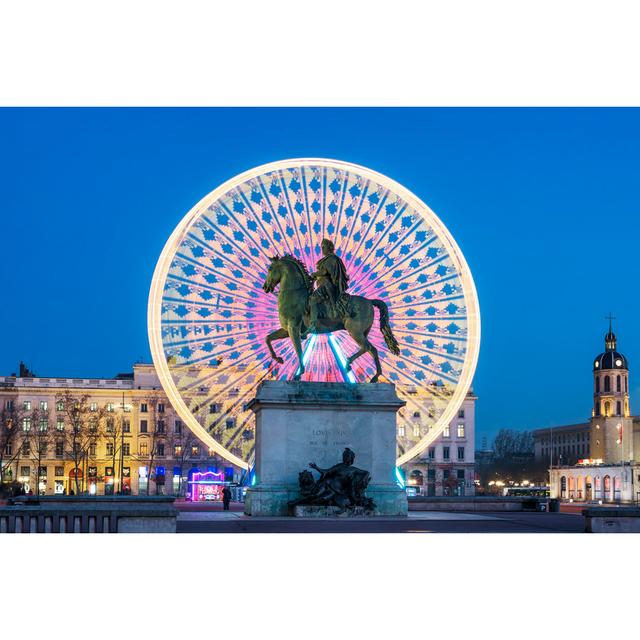 Texian Place Bellecour by Vwalakte - Wrapped Canvas Photograph Latitude Run Size: 61cm H x 91cm W x 3.8cm D on Productcaster.