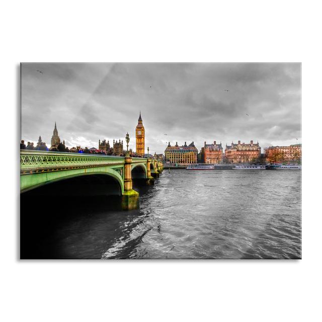 Glasbild London mit Themse und Big Ben Brayden Studio Größe: 60cm H x 80cm B x 0,4cm T on Productcaster.