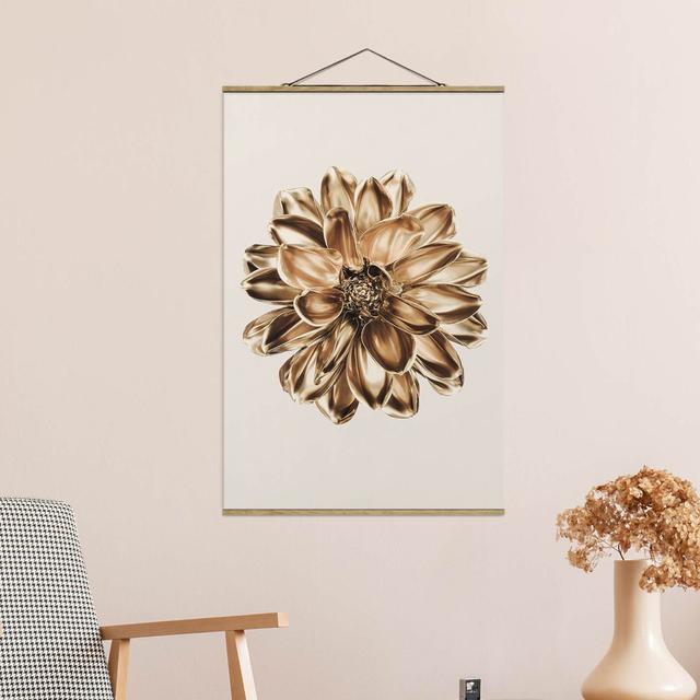 Wandbild Dahlia Flower Gold Metallic Mercer41 Größe: 52,5 cm H x 35 cm B x 0,3 cm T on Productcaster.