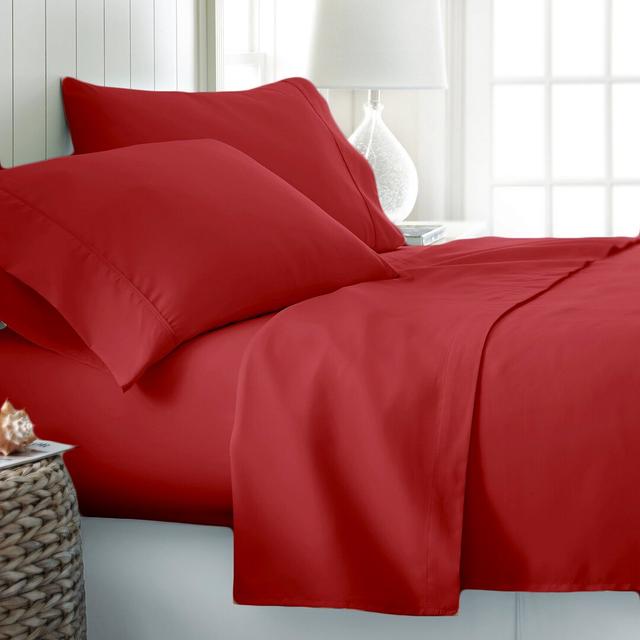 144 TC Duvet Cover Set 17 Stories Colour: Red, Size: Double Duvet Cover + 2 Standard Pillowcases on Productcaster.