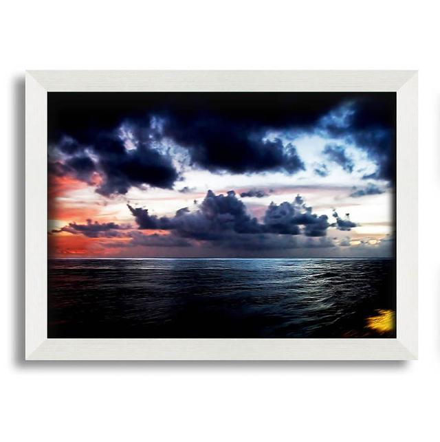 Leinwandbild Blauer Ozean Uferlinie Haus am Meer Format: Poster mit weißem Rahmen, Größe: 29,7 cm H x 42 cm B x 1,5 cm T on Productcaster.