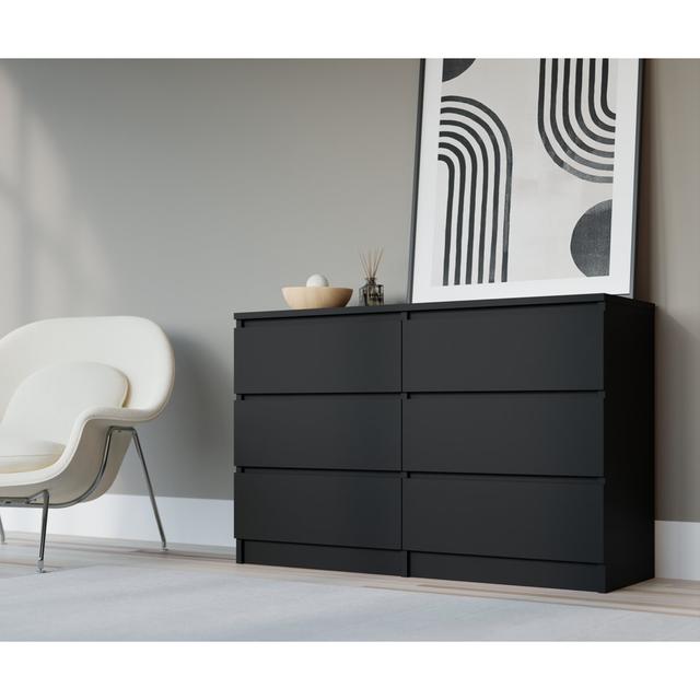 Traynor 6 - Drawer Chest of Drawers Hashtag Home Colour: Black Gloss on Productcaster.