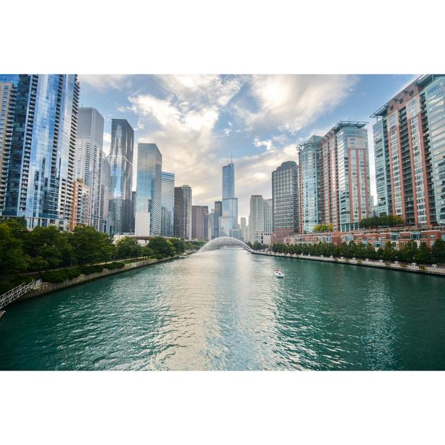 Chicago River by Howlandphotography - Wrapped Canvas Photograph 17 Stories Size: 20cm H x 30cm W on Productcaster.