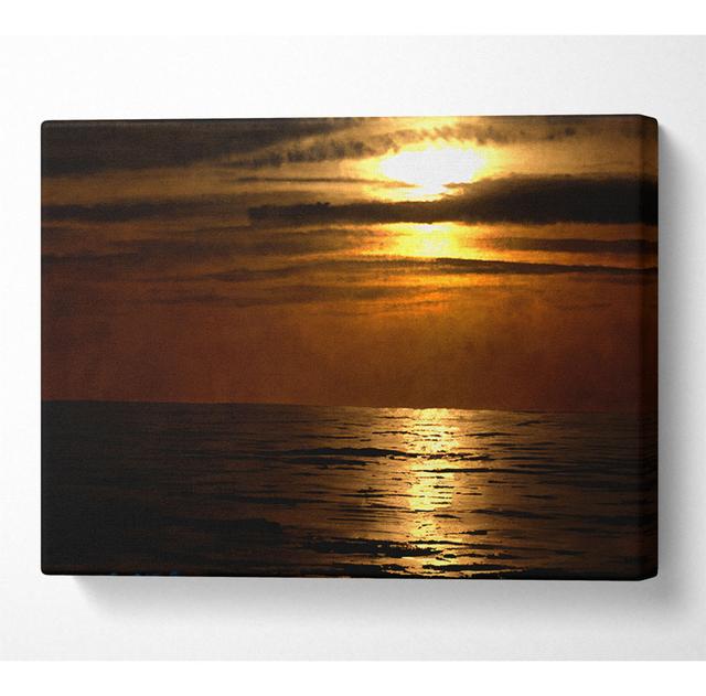 Dunkler Sonnenuntergang am Strand - Kunstdrucke auf Leinwand House of Hampton Größe: 101,6 cm H x 142,2 cm B x 10 cm T on Productcaster.